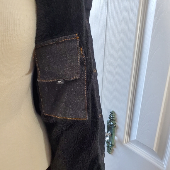 Fashion Denim Jacket RUNS SMALL - Picture 6 of 6
